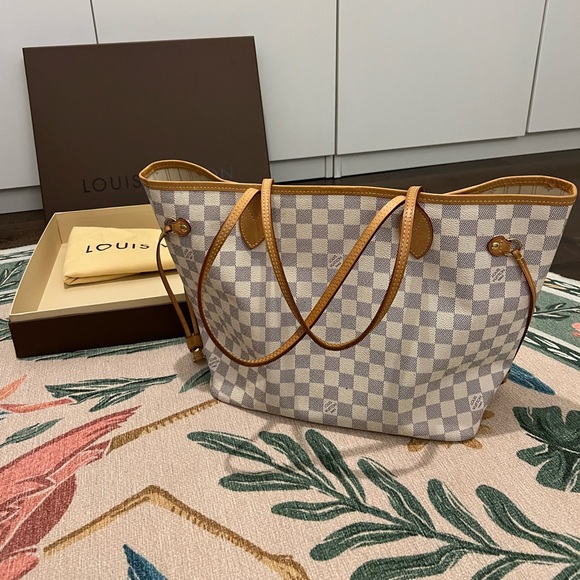 Louis Vuitton Damier Azur Neverfull MM (2012) - Picture 1 of 16